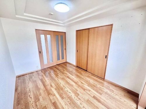 グランドール佐渡の内装