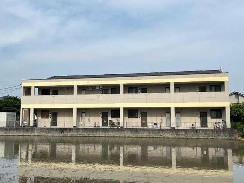 グランドール佐渡の外観