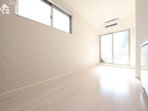 愛知県名古屋市港区津金2丁目(アパート)の賃貸物件の居間