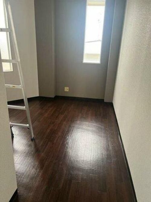 アスカ藤の居間