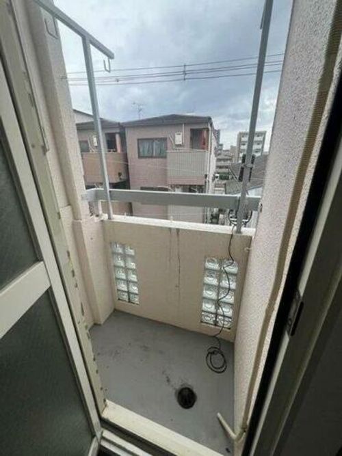 アスカ藤の内装