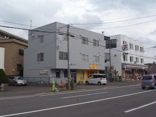 尾崎ビル301の外観