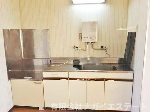 社ハイツ101のキッチン