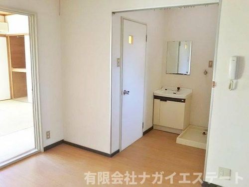 社ハイツ101の内装