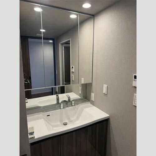 レーベン長岡天神CRESISTの内装