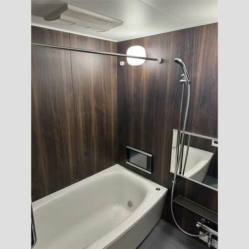 レーベン長岡天神CRESISTの風呂