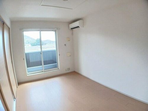 Sincere六枚橋の居間