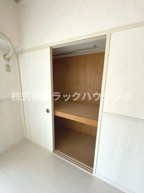 東洋プラザしろきたの内装