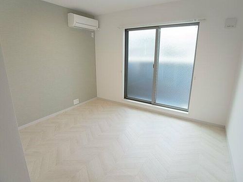 EXSONIA湊川の居間