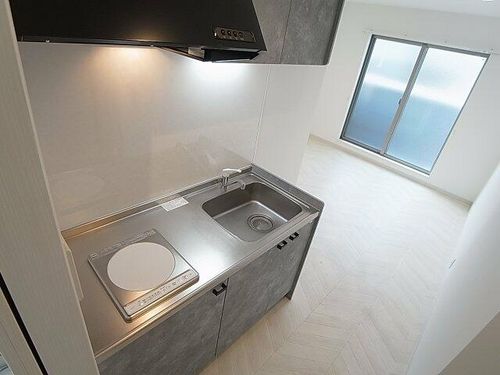 EXSONIA湊川のキッチン