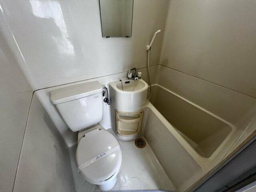 グランドハイツ湯里621の内装