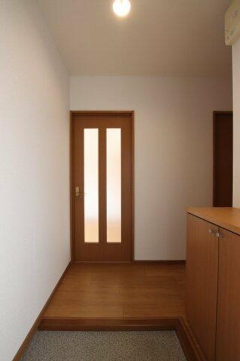 ソレアード・ニシキの玄関