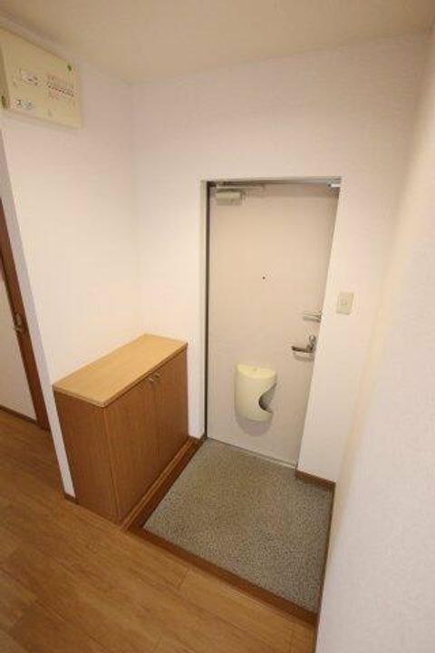 ソレアード・ニシキの玄関