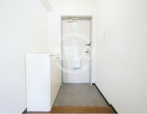 ウイングコート桜通りの玄関