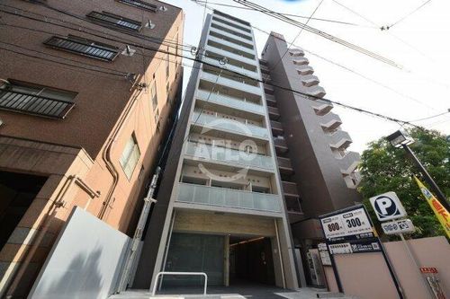 ルーチェ南森町の外観