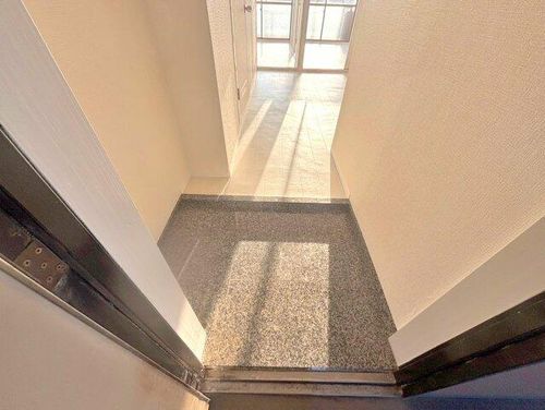 サンローゼ松原の玄関