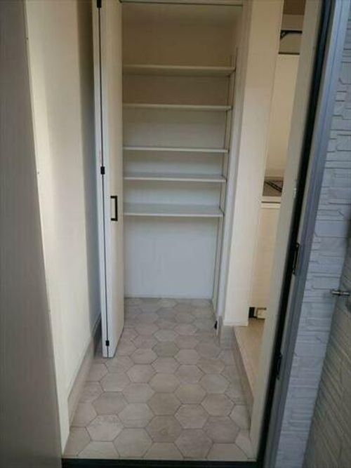 タクステージ吉塚の玄関