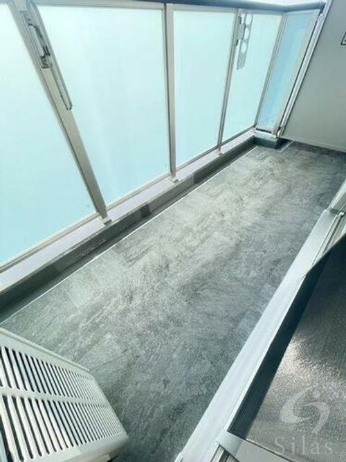 エヌエムキャトフヴァンヌフの内装