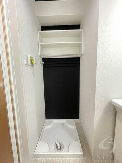 エヌエムキャトフヴァンヌフのその他画像