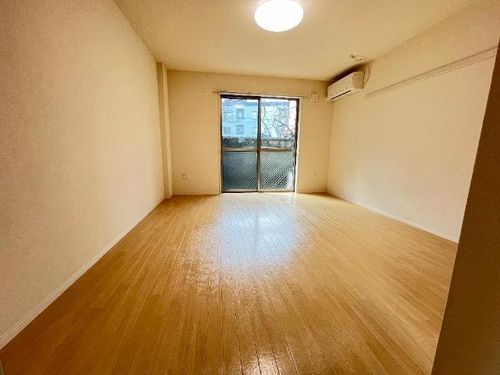 ソッジョルノ高田の居間