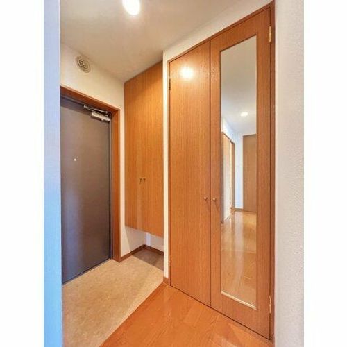 福岡県福岡市西区富士見2丁目(マンション)の賃貸物件の玄関