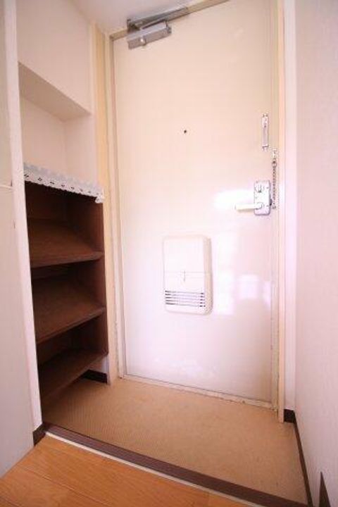 サンルーム名谷の玄関