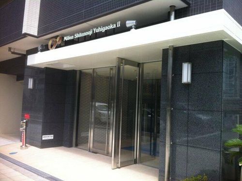 ミリアン四天王寺夕陽丘の玄関