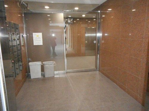 エクセル天王寺の玄関