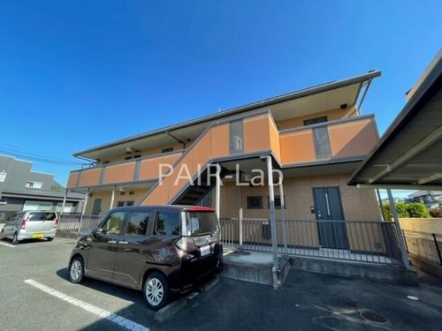 メイプルコート佐土の外観