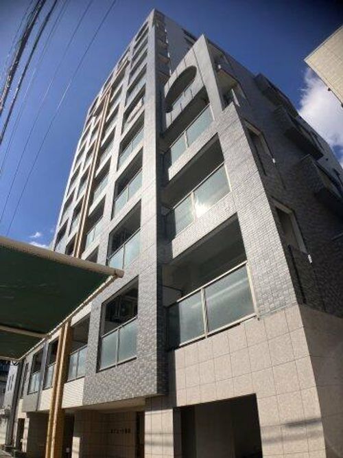 ルナコート塚本の外観