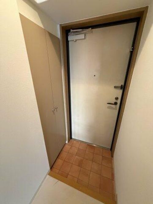 ロジュマン農人橋の玄関