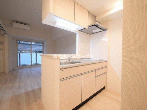 セレニテ桜川駅前プリエのキッチン