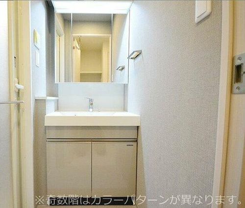 大阪府大阪市中央区内淡路町2丁目(マンション)の賃貸物件の内装