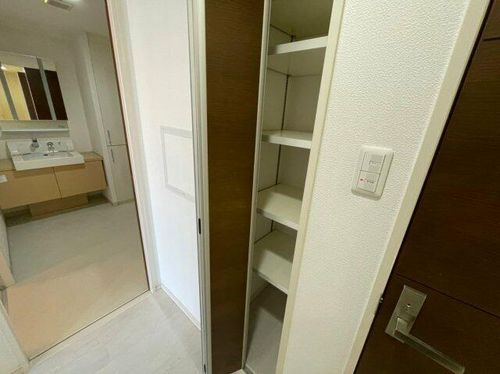 BRAVI南堀江の内装