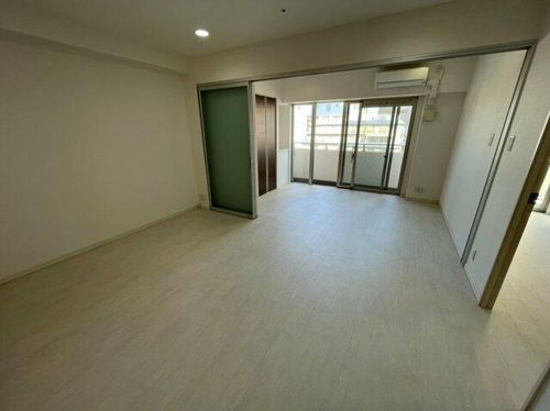 BRAVI南堀江の内装