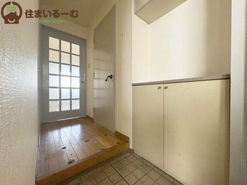 エクセルウィーン塚本の玄関