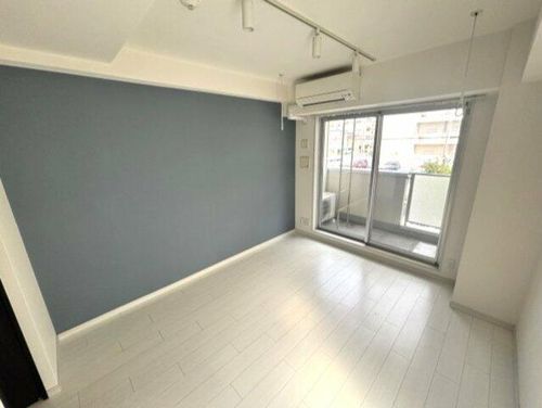 コートベルフラワーの内装