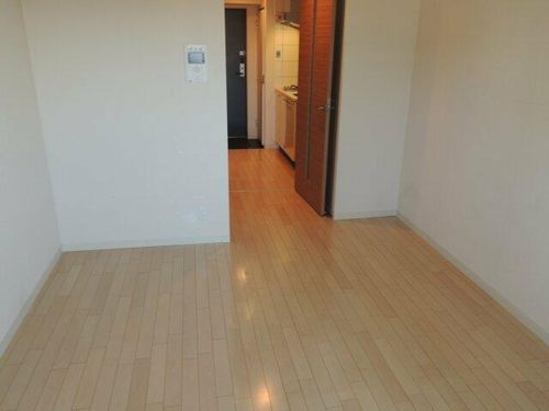 エスリード福島WESTの居間