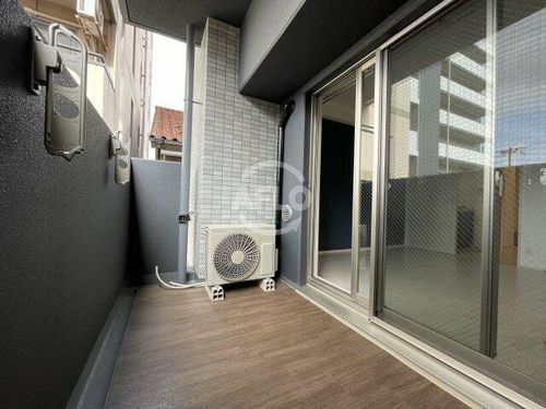 LIVIAZ NAMBA KRASSの内装