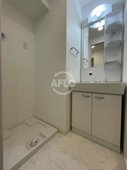 LIVIAZ NAMBA KRASSの内装