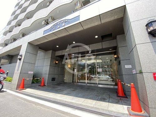 ノルデンタワー天神橋の玄関