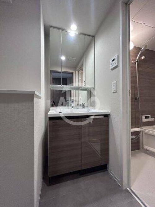 コンフォリア・リヴ新大阪西宮原ソルテラスの内装