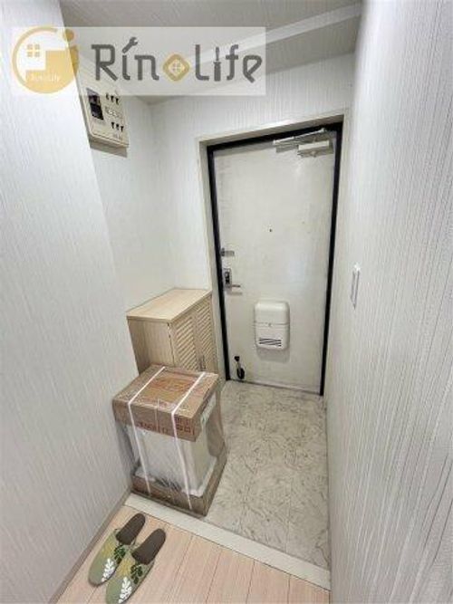 ベルデュール垣内の玄関