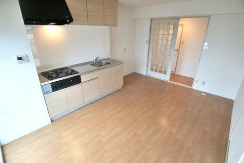 プラム離宮302の居間