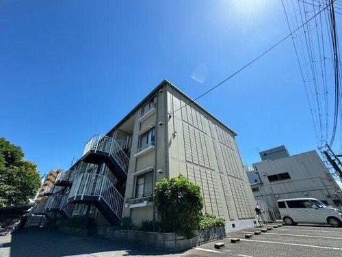 プリンスハイツEの外観