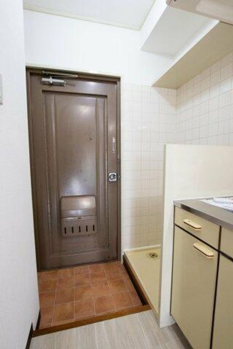 高瀬ハイツⅡの玄関