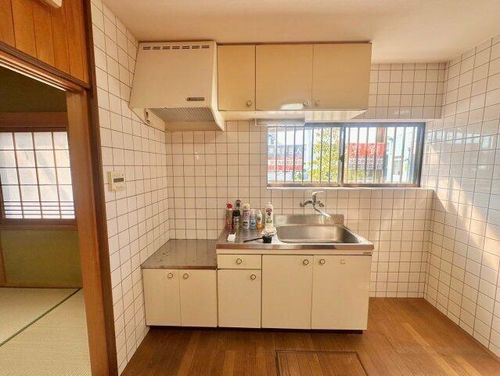 大阪府羽曳野市野(一戸建)の賃貸物件のキッチン