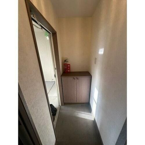 ソシアルVIP伏古B棟102の玄関