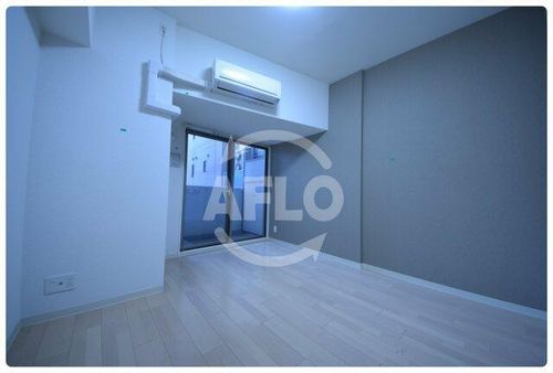 プランドール大手前レジデンスの居間