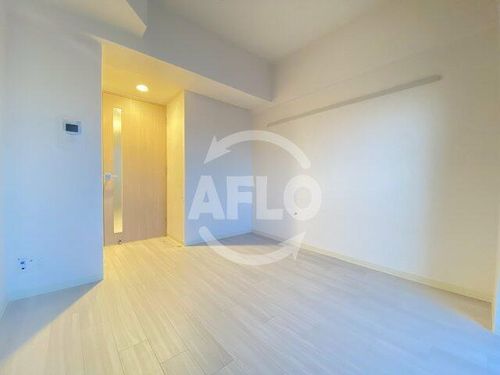 ファステート大正駅前トロフィの居間